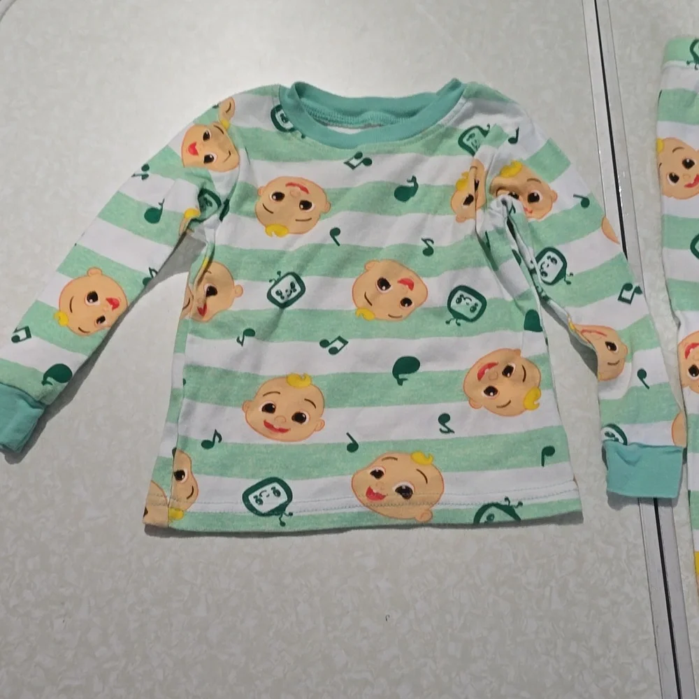 Cocomelon Green and Orange‎ Pajama Set Size 3T